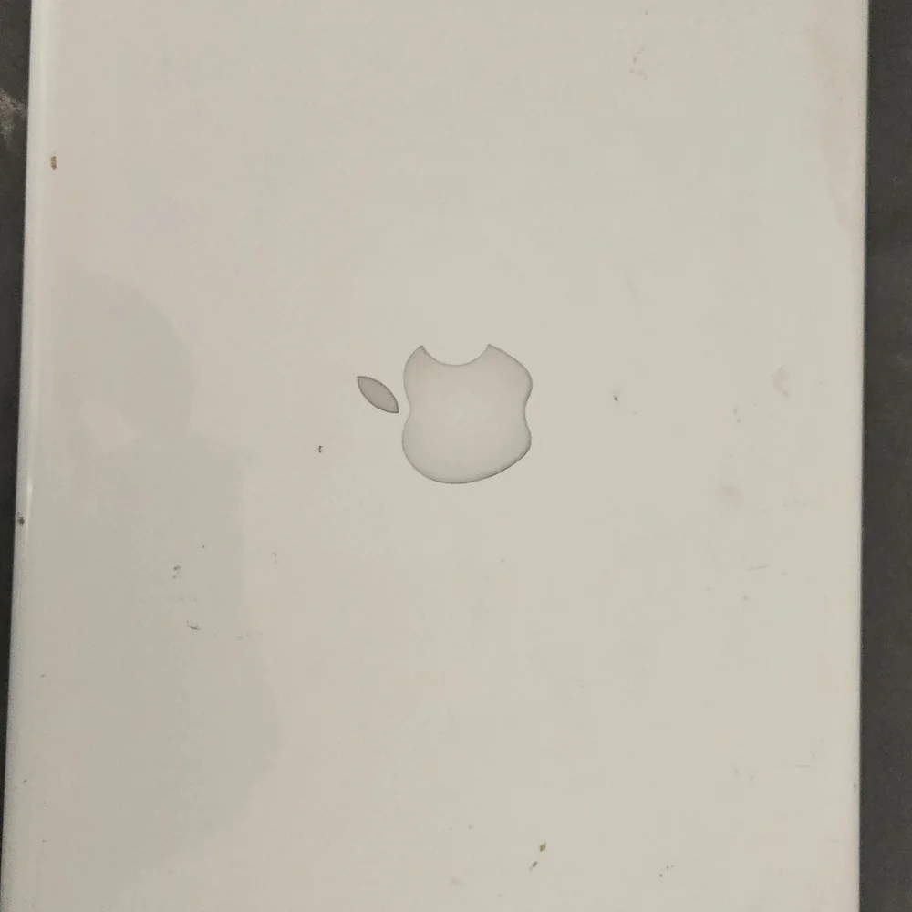 Apple Glossy White Laptop Shell